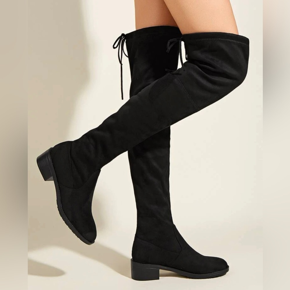 Over the knee boots in Black